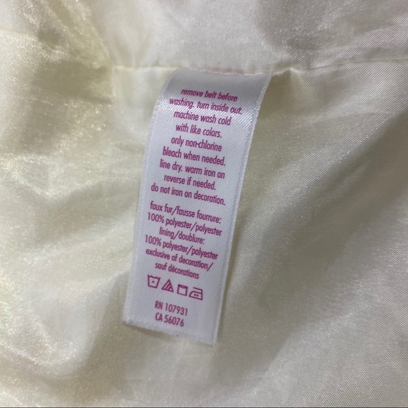 Justice Faux Fur Christmas Vest Front Hook Closure 12/14 - Picture 5 of 9